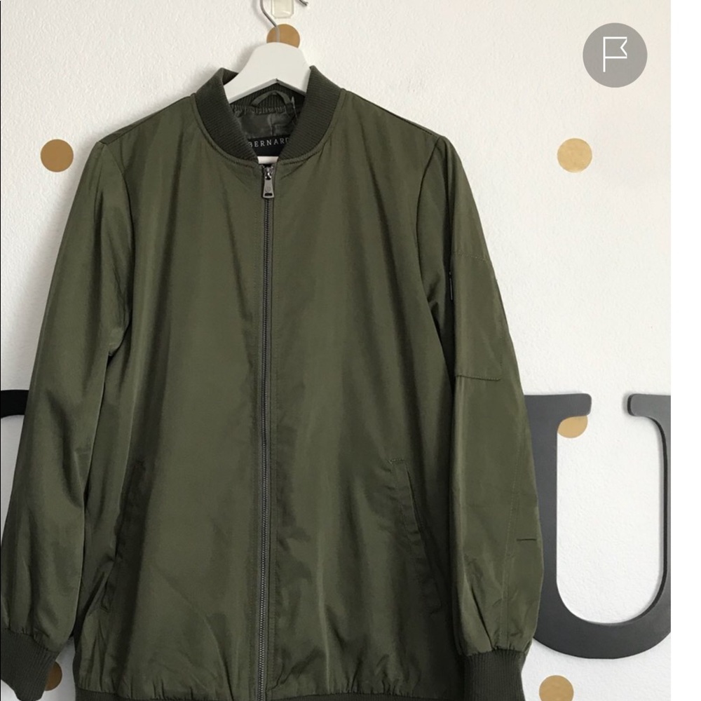 Women’s Boyfriend Bomber Jacket .. Sma